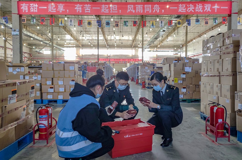 北京海關(guān)助力首都跨境電商業(yè)務(wù)爆發(fā)式增長 北京海關(guān)助力首都跨境電商業(yè)務(wù)爆發(fā)式增長